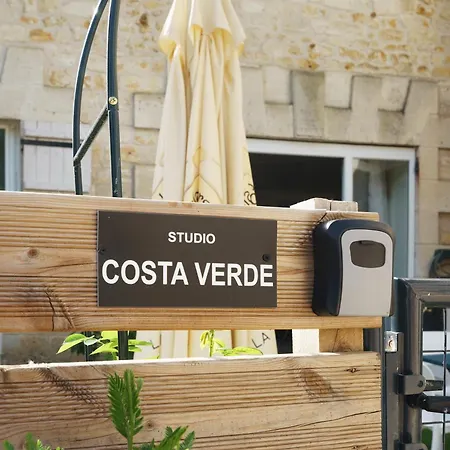 Costa *